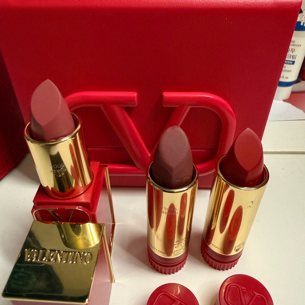Valentino Red Rosso Couture Lipstick Set